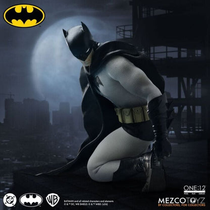 PRE ORDER – ONE:12 COLLECTIVE BATMAN : YEAR ONE