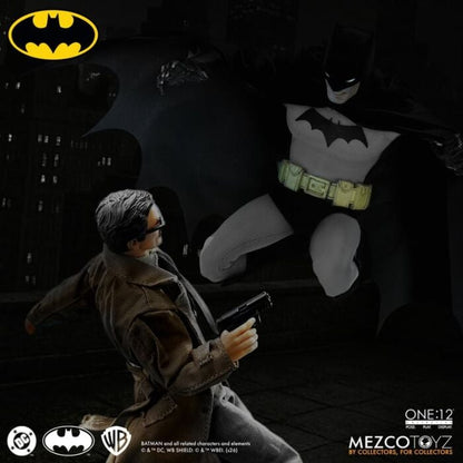 PRE ORDER – ONE:12 COLLECTIVE BATMAN : YEAR ONE