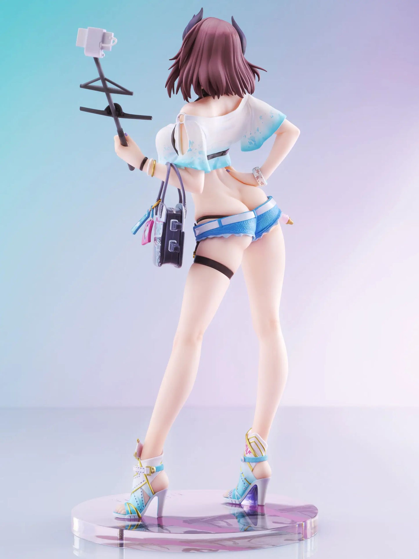 PRE ORDER – 1/7 AZUR LANE - KIRISHIMA - BRAVELY SUMMER TF EDITION