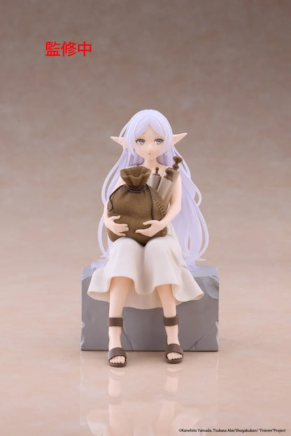 PRE ORDER – FRIEREN: BEYOND JOURNEY'S END DESKTOP CUTE FIGURE - FRIEREN (IN TRAINING VER.)