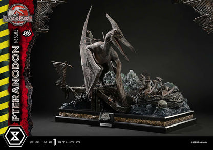 PRE ORDER – 1/6 LEGACY MUSEUM COLLECTION JURASSIC PARK III (FILM) PTERANODON SCALE