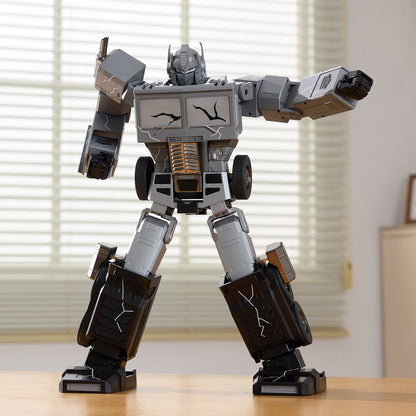 PRE ORDER – FALLEN LEADER OPTIMUS PRIME G1 FLAGSHIP OVERSEAS VERSION