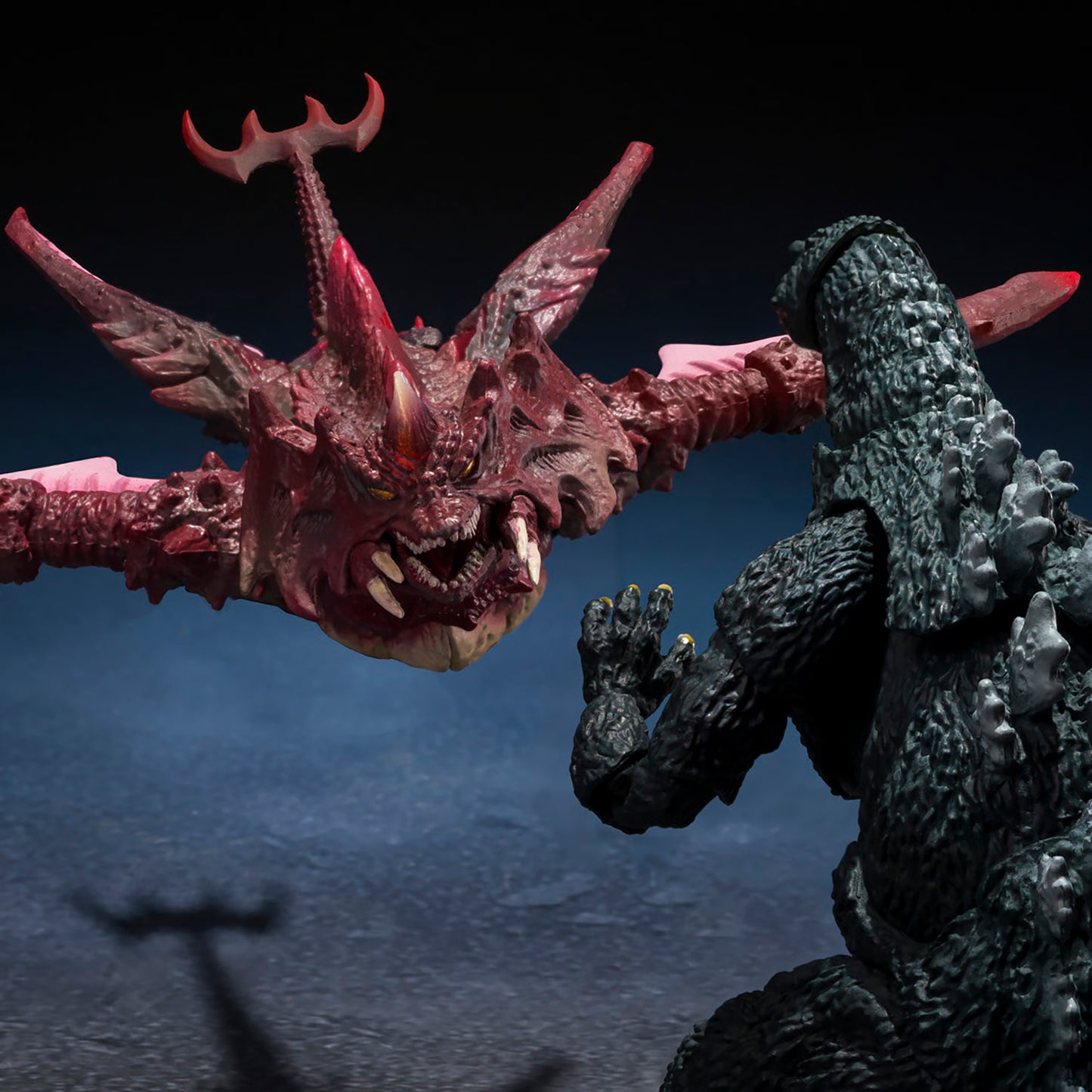 BACK ORDER – S.H.MONSTERARTS GODZILLA JR & DESTOROYAH EVOLUTION
