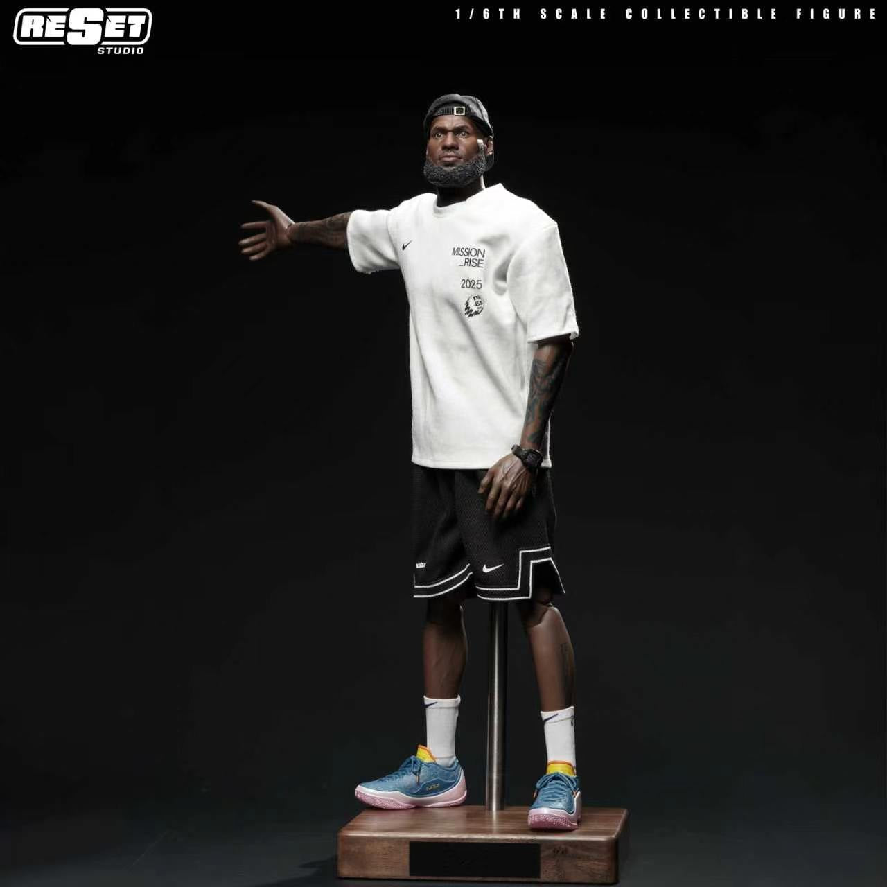 PRE ORDER – RESET STUDIO RS-0006 1/6 LEBRON JAMES CHINA TOUR COLLECTOR'S EDITION ARTICULATED FIGURE SET