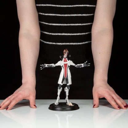 PRE ORDER – MASS EFFECT - MORDIN SOLUS - FIGURE