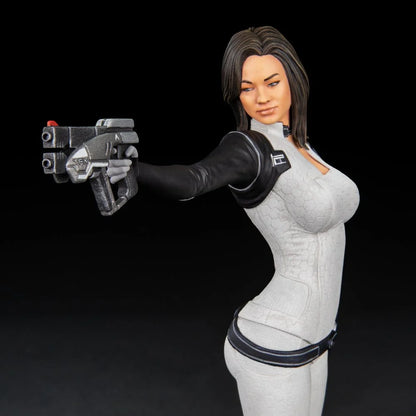 PRE ORDER – MASS EFFECT - MIRANDA LAWSON - FIGURE