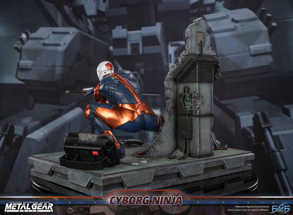 PRE ORDER – METAL GEAR SOLID - CYBORG NINJA (GRAY FOX)