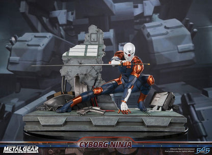 PRE ORDER – METAL GEAR SOLID - CYBORG NINJA (GRAY FOX)