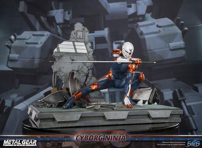 PRE ORDER – METAL GEAR SOLID - CYBORG NINJA (GRAY FOX)