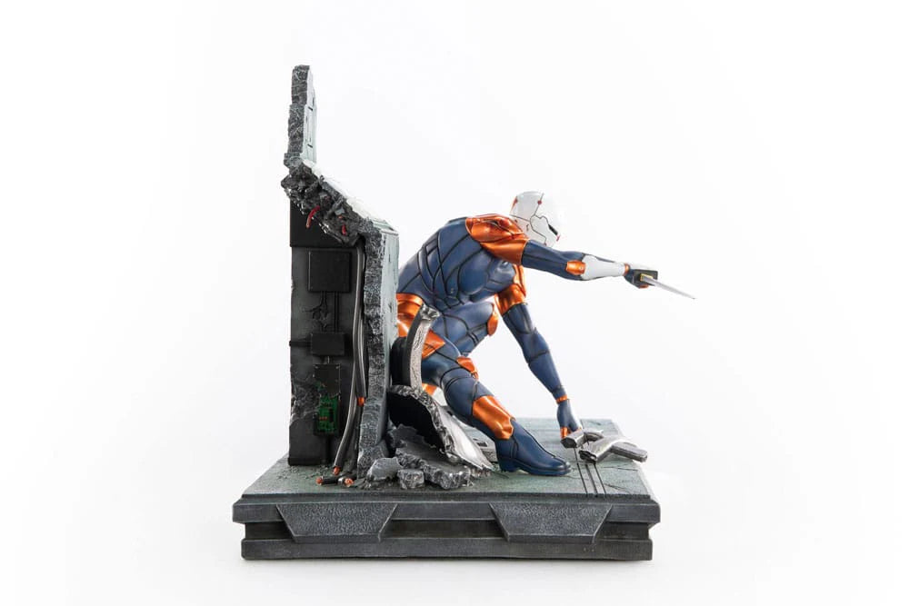 PRE ORDER – METAL GEAR SOLID - CYBORG NINJA (GRAY FOX)